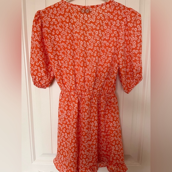 Urban Outfitters Tie-Front Romper Coral Size XS - Picture 2 of 2